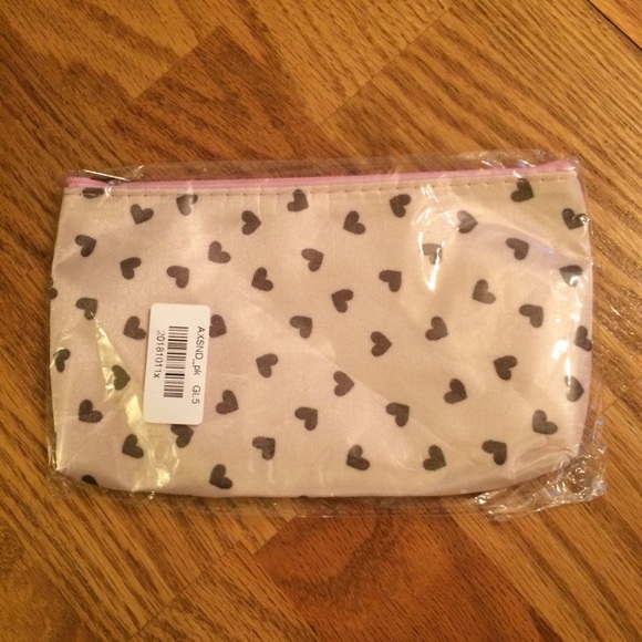💕Pink & Gray Hearts Cosmetic Bag💕 - Picture 8 of 8